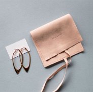 珠寶飾品包裝設(shè)計中如何突出品牌